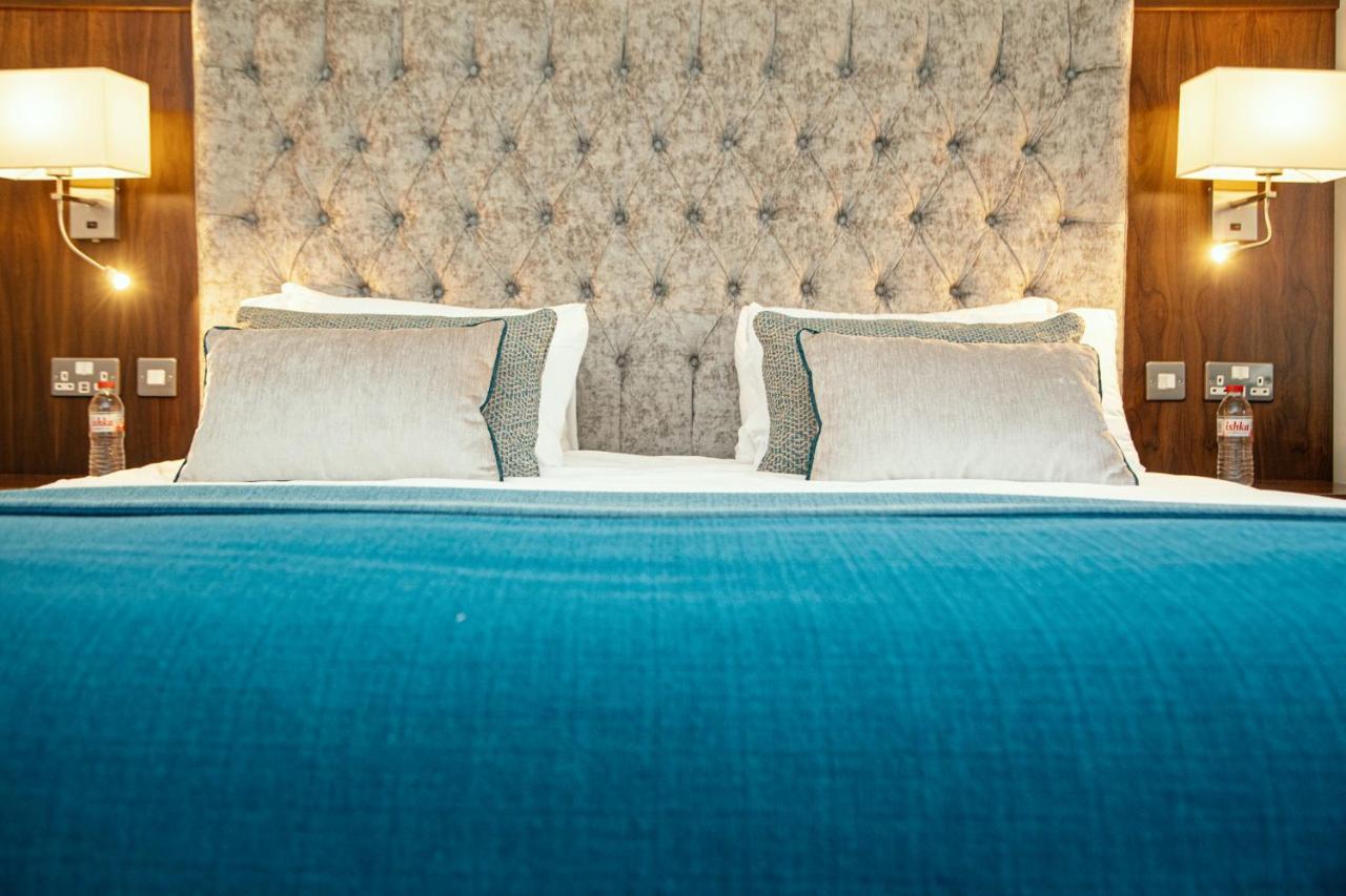 The Wyatt Hotel Уестпорт Екстериор снимка