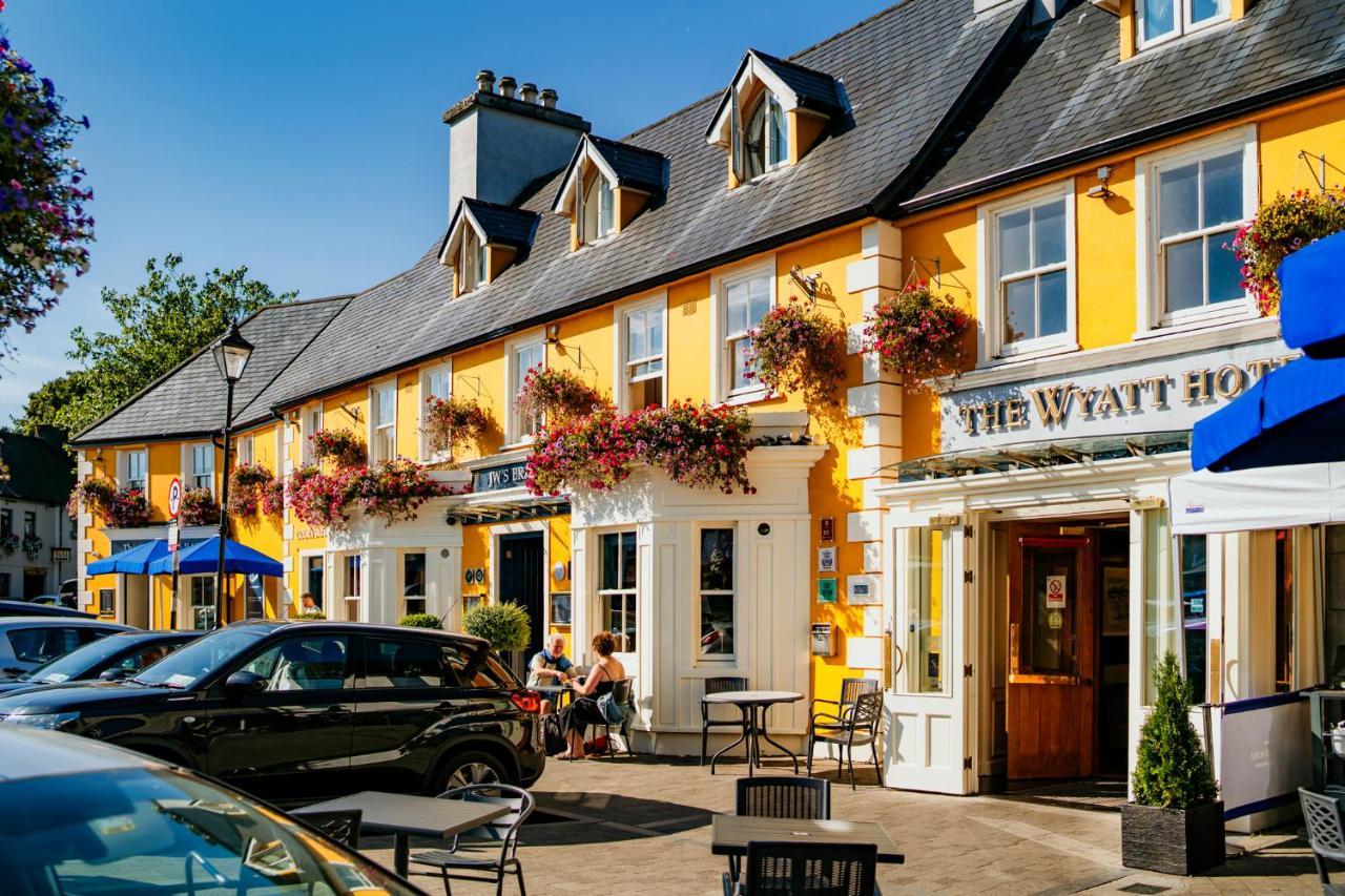 The Wyatt Hotel Уестпорт Екстериор снимка