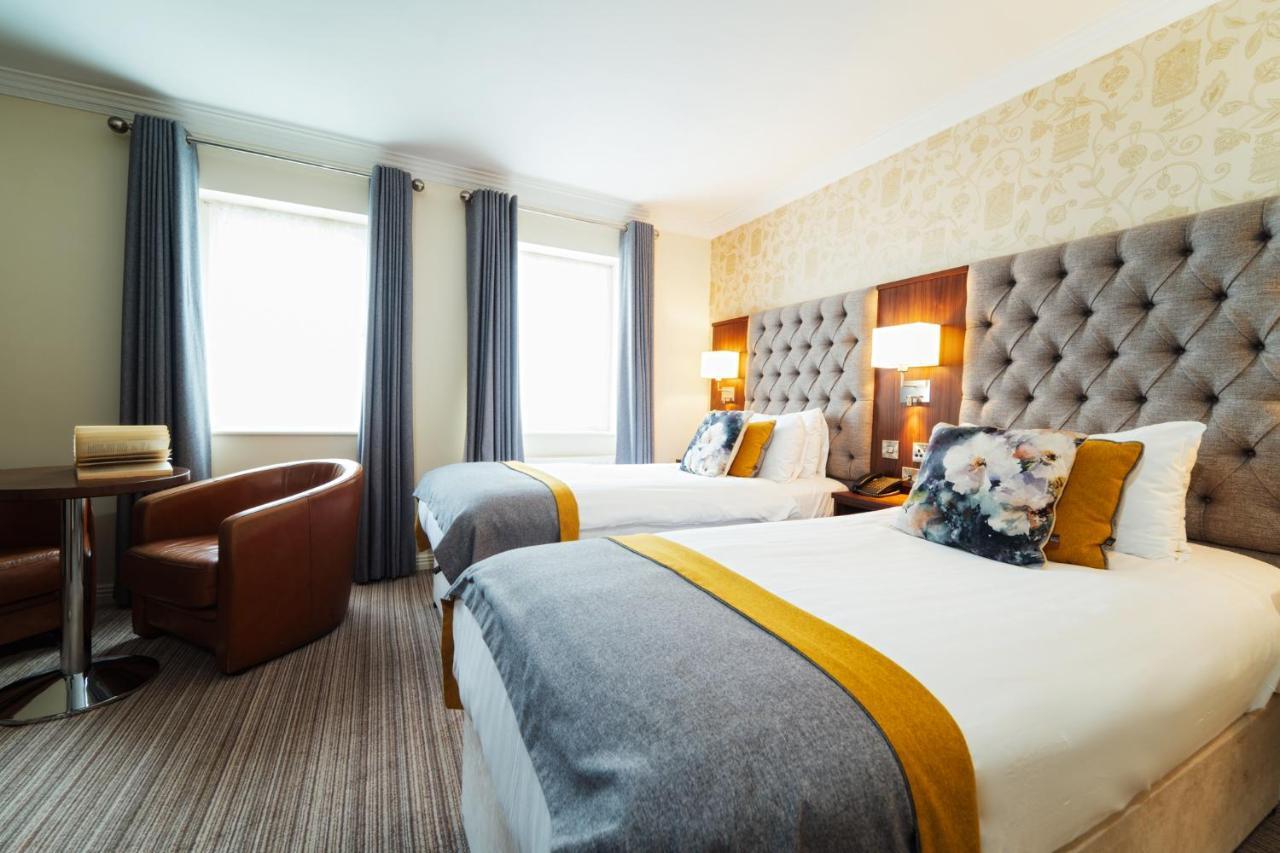The Wyatt Hotel Уестпорт Екстериор снимка