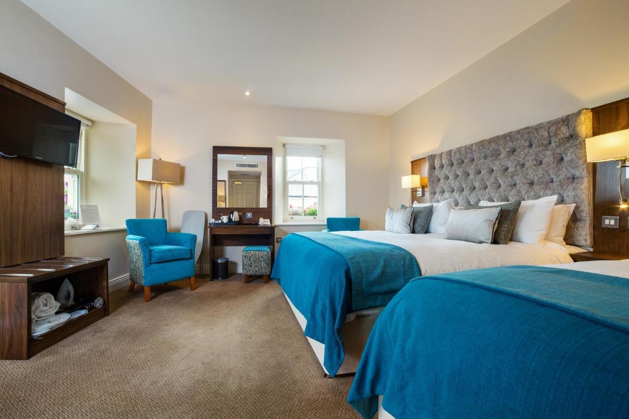 The Wyatt Hotel Уестпорт Екстериор снимка